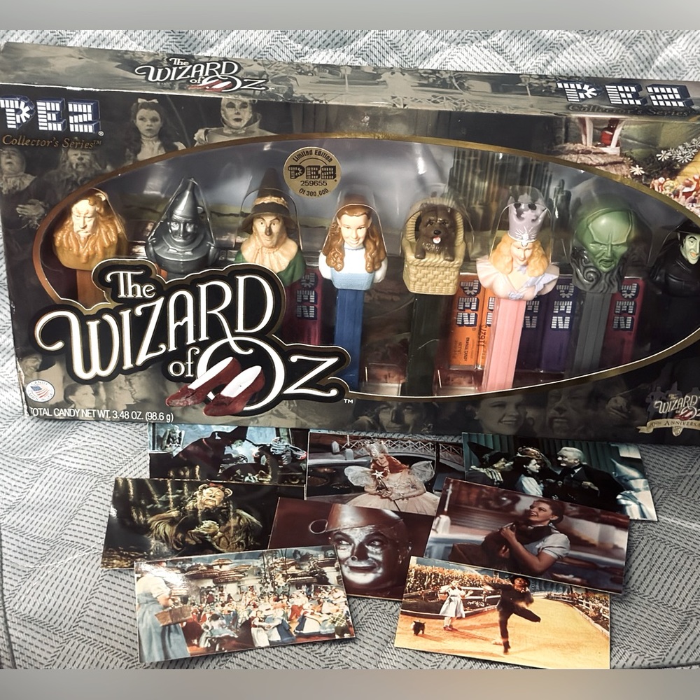 Wizard Of Oz Pez SEALED **WITH** 50th Anniversary Collectors Cards!